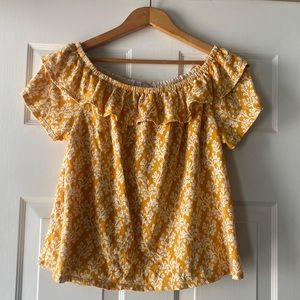 Like new mustard LOFT top